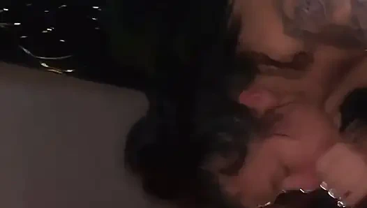 Schön auf meinen knien