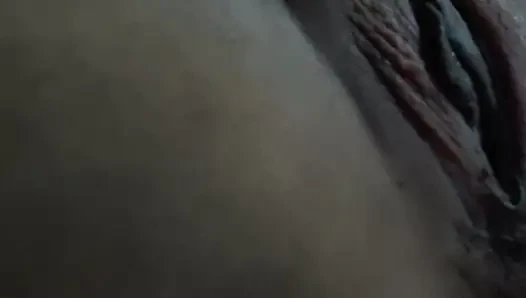 Nikmati emas dan susu dengan jari-jari video seksi