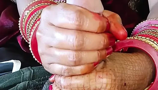 Hendjob di maine apne pati ko aur gadha ras nikali