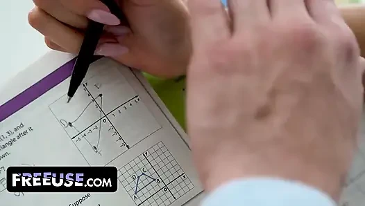 Ultra sevimli Gaby Ortega sert sikilirken ahegao yüzlerini durduramıyor