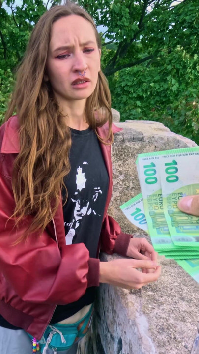 Η αγάπη δεν μπορεί να πουληθεί, ή?...