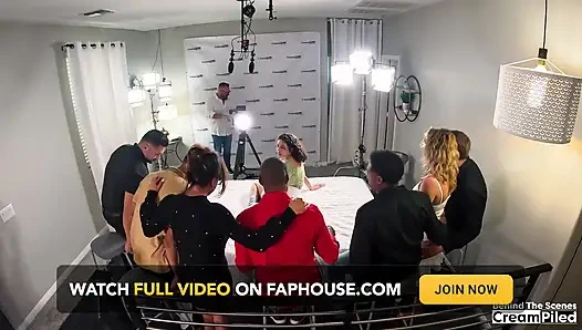 Aksi nakal satine, lala dan si cewek sange dientot habis-habisan sampai dicrot di dalam