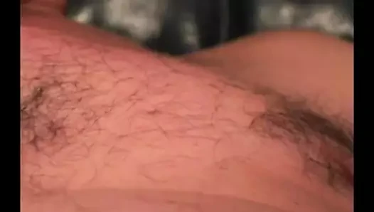 Olgun amatör Sam mastürbasyon yapıyor