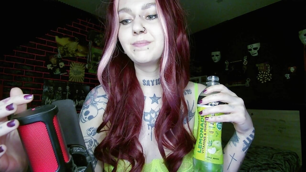 Alternative redhead drinking and burping