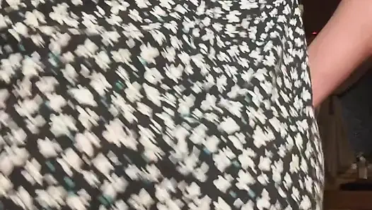 Танцую в моем сексуальном комбинезоне - чувствую музыку, чувствую себя