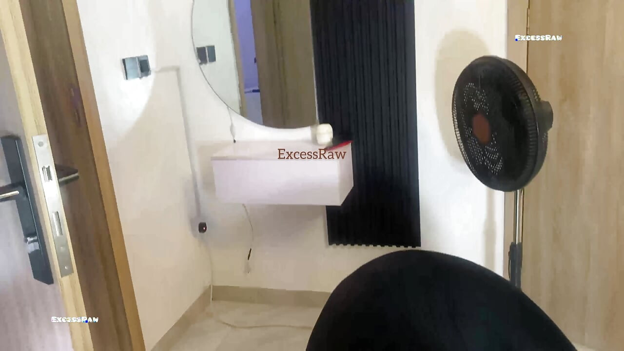 Amateur Threesome with My Boyfriend and His Bestie