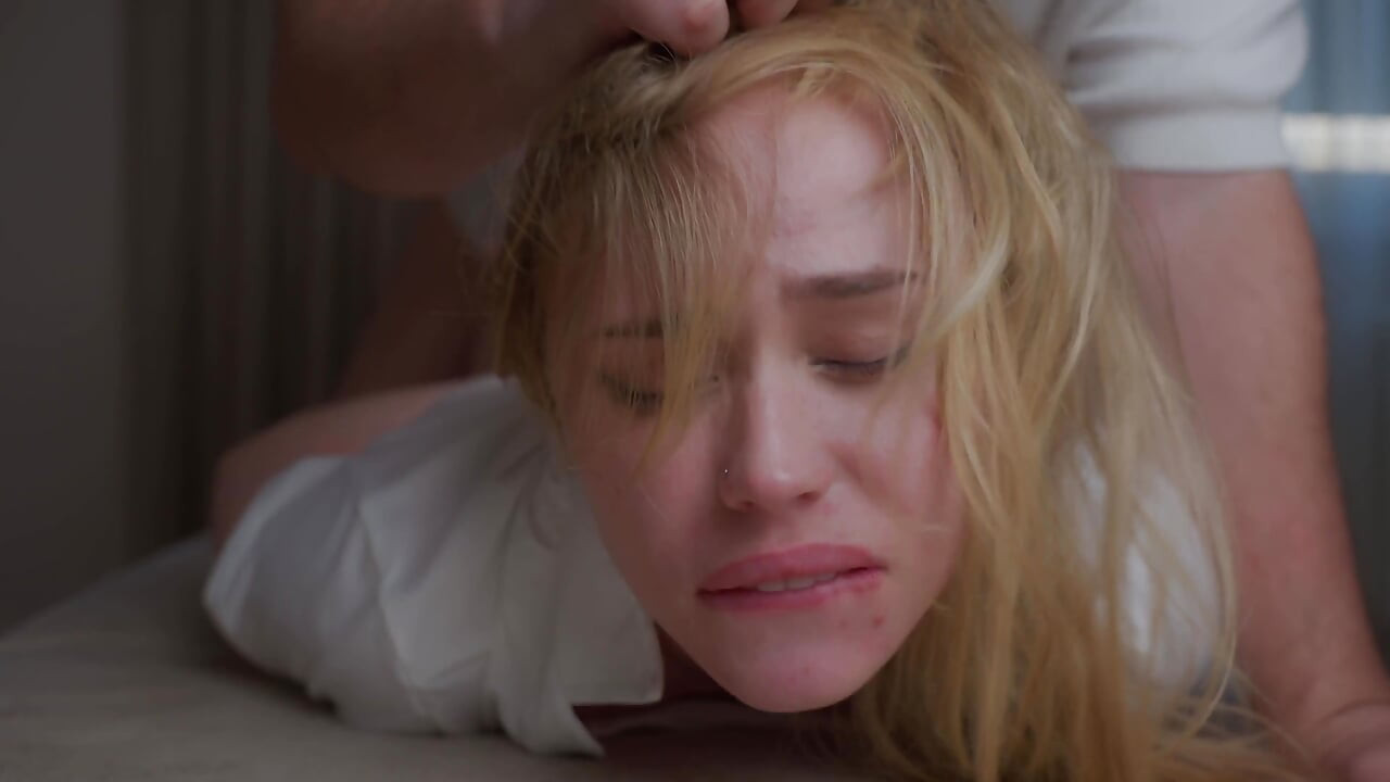 Secretary Marimoore Deep-throats a Cock and Has Rough Sex with Her Boss While His Wife Is in the Next Room