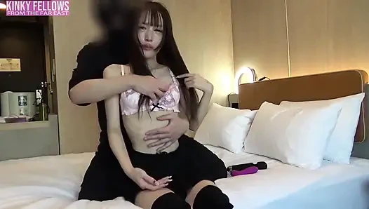 Deskglow Stunning Receptionist Wrapped in Deep Heat, Her Finale Pulling Every Drop Inside