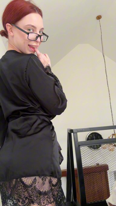 How long would you watch before you pounce on me?