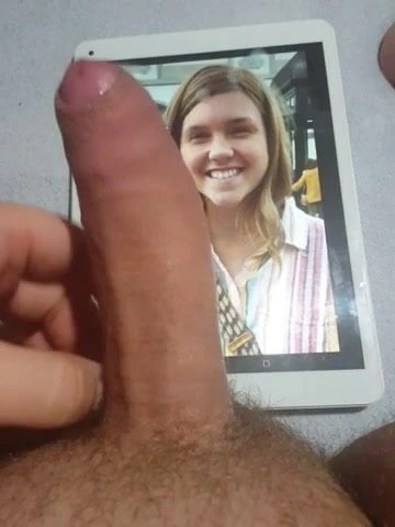Facial on young slut