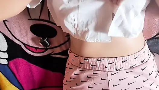 Aku sangat hot di meja ini! Orgasme intens! Free Pussy Rubbing Porn