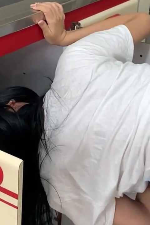 Adoração De Bundas Fetichistas Com Uma Latina Muito Excitada