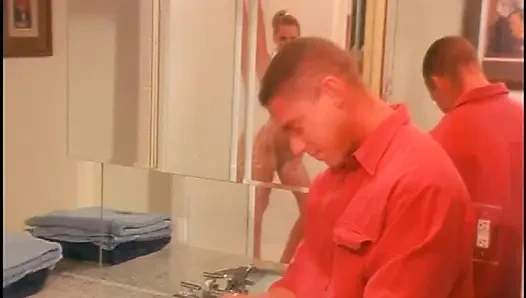 Si cantik rambut cokelat dientot habis-habisan di pinggang setelah dientot habis-habisan sama kontol besar