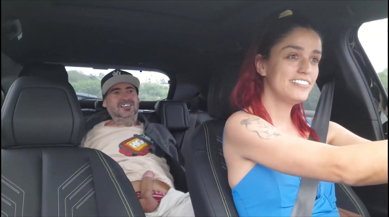 App Driver Fucks His Unknown Passenger!