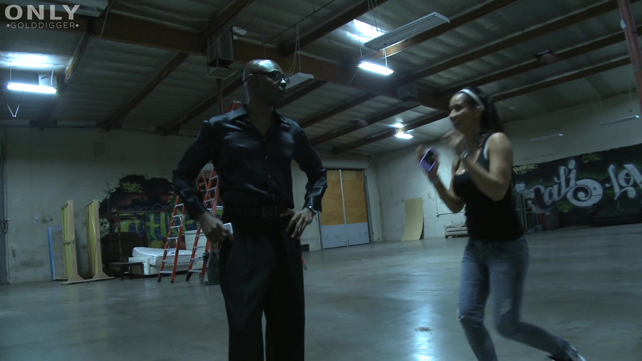 Isis Love fucks her idols for an autograph by Only3x