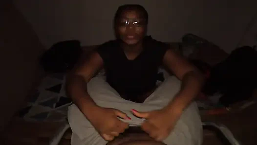 Anda terlalu jauh aku mendorong batas memastikan tidak ada yang menonton kami tapi mencoba untuk bersantai - mastermeat1