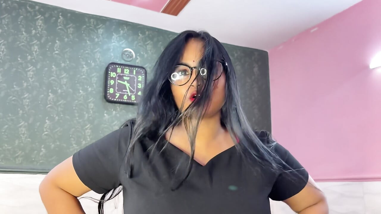 Horny Boss Tricked Office Girl With Cleaning Work And Fucked Her Tight Pussy Hard.