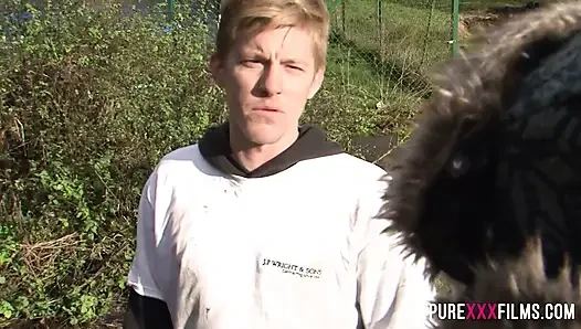 Rothaariges bauern-schätzchen sabrina jay fickt luke Hotrod im freien