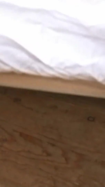 Morate vidjeti trenutak iz "Azijska kurva jebe se sa strancem"