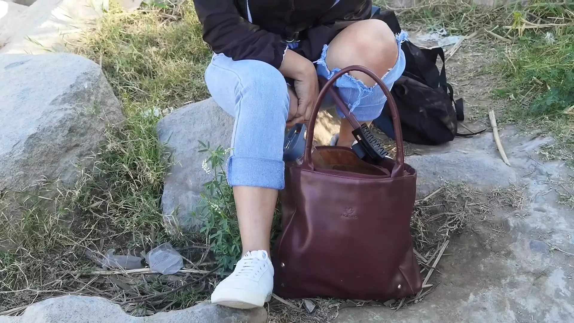 FIRST TIME IN THE PUBLIC PARK AND I ENDED UP FUCKING WITH A STRANGER