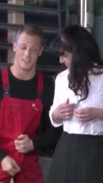Stunning moment from "Andrea will ficken und ihr Mann schafft es nicht"