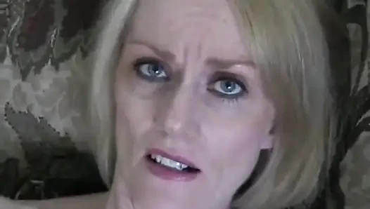 Melanie seksi bejat: fantasiku bagian 1
