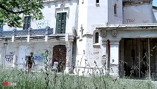 Stefani Tarrago - schlampe vollbusige! Lass uns den geist der lust gefunden!