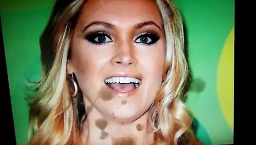 Eliza Taylor boşalıyor