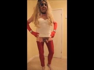 Transexual puta en leggings rojos