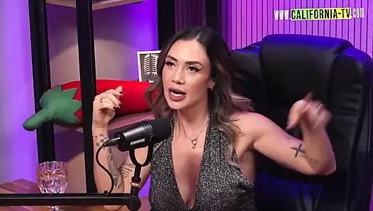 Maisa pravo si cewek hot rambut merah dominan lagi asik seks bdsm