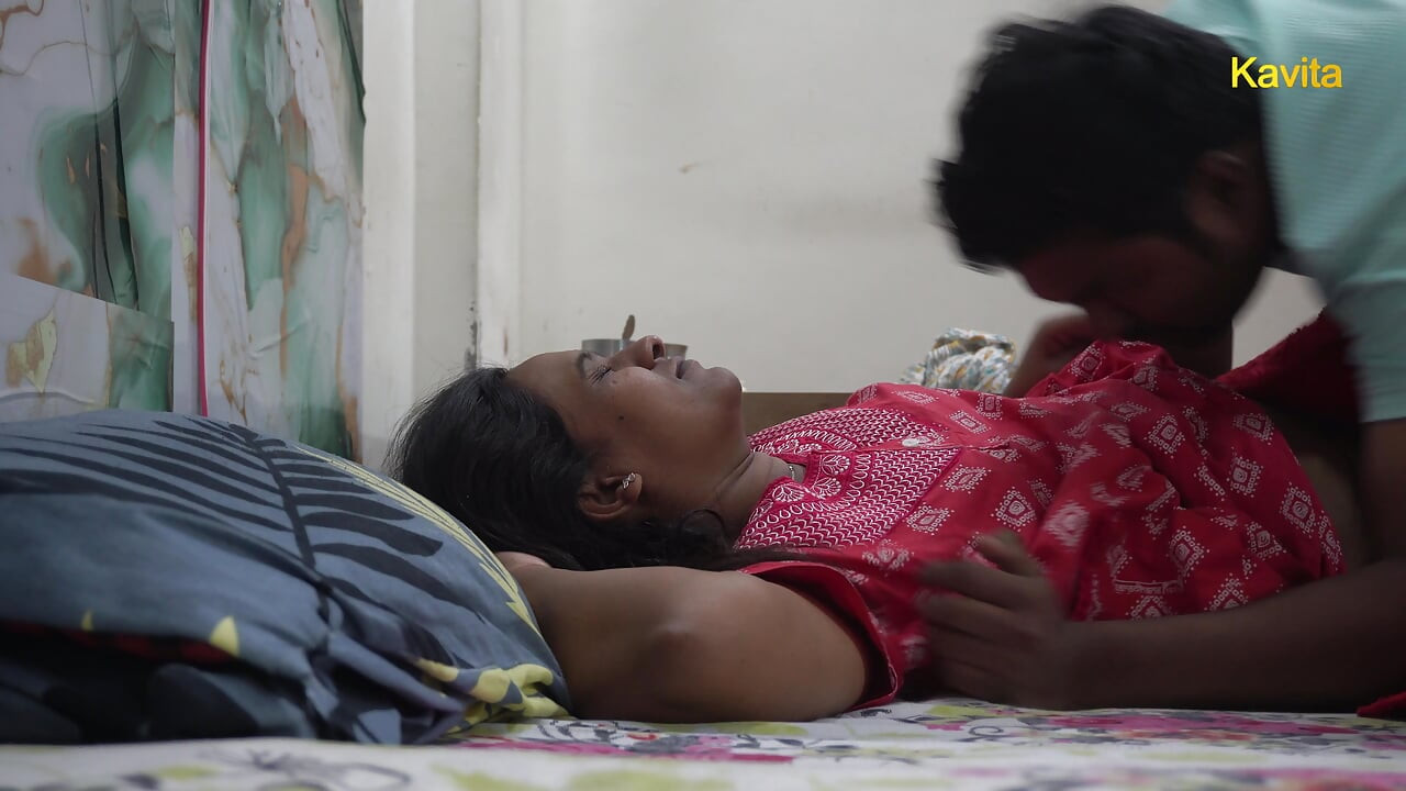 Pravi prirodni domaći porno napaljenog indijskog marathi para