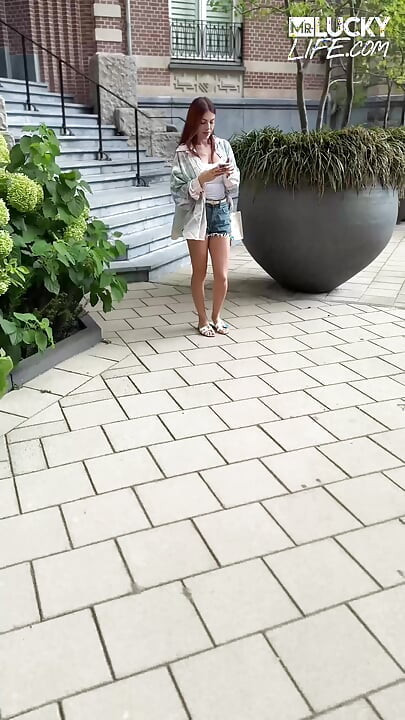 cycata loszka Apra Shay daje niesamowite lodzik