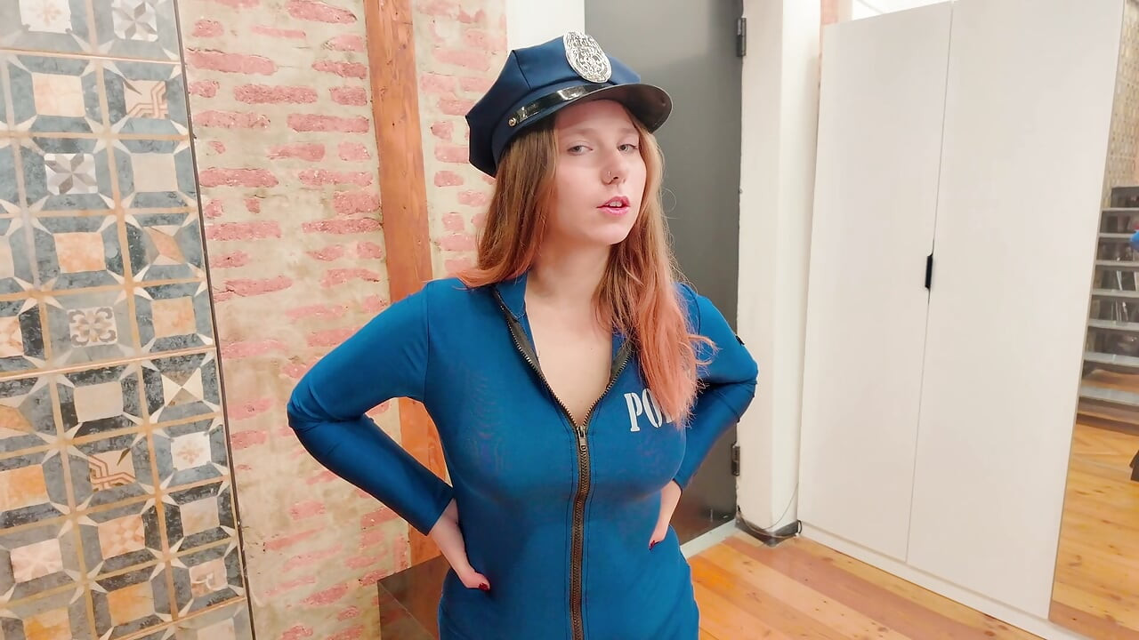 Hermanastro, ¿eres idiota? No soy una stripper, soy tu hermanastra.