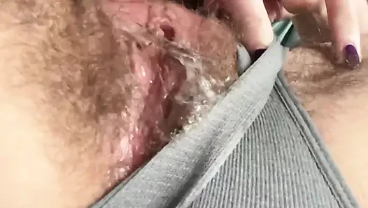Memek behenol cewek super bejat ini dicrot di dalam