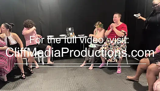 Sex Addicts Support Group wird zu einer orgie - Cliff Media Productions