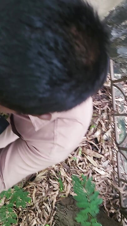 Blowjob in Garden