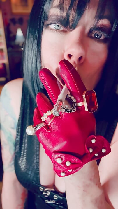 Red Leather Gloves & Rings! Smoking Tart Tina Snua Smokes A Cigarette & Shows Off Her Gloves - Smoker