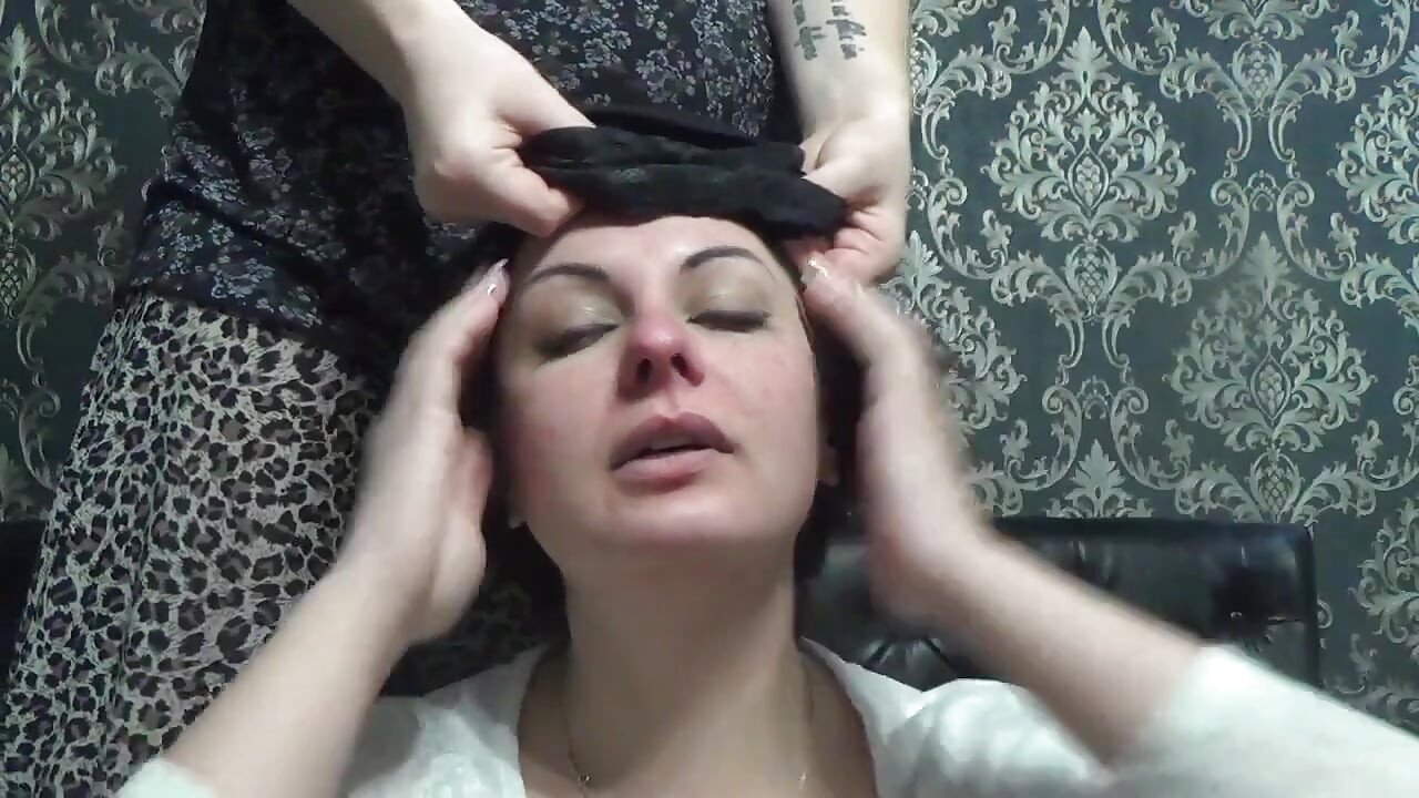 Nose fingering, face messing, silly faces, stockings on head, lips fetish! To Kate!