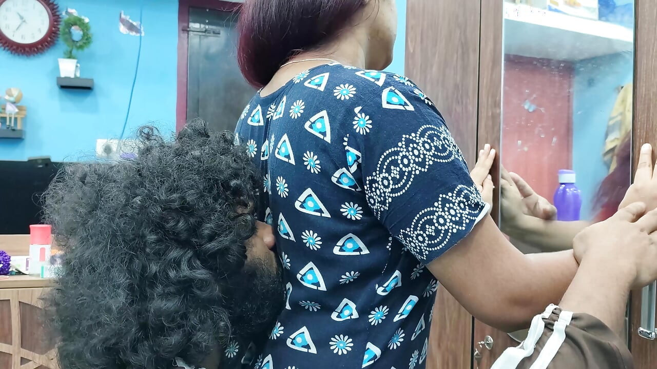 Romance caliente en camisón