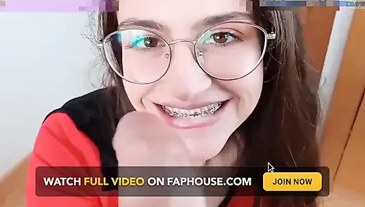 Bitte komm auf meine zahnspange, dirty talk teen blowjob