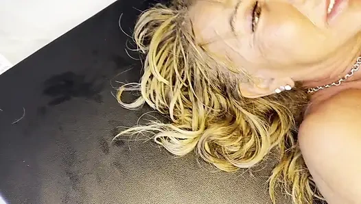 İlk kez çıplak sekswrestle efsane debra dandrea vs sinthia bee