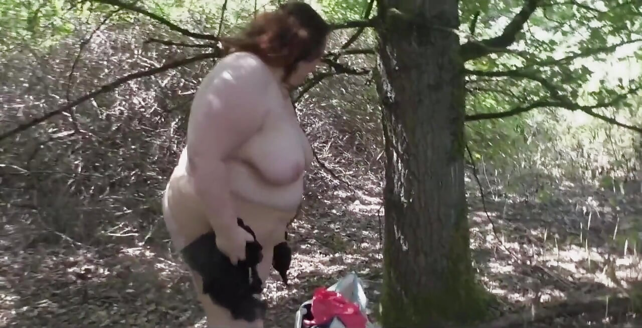 Strippen Im Geilen Sexwald
