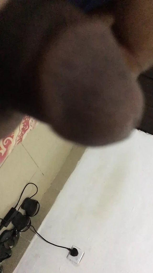 Tea close to my dick