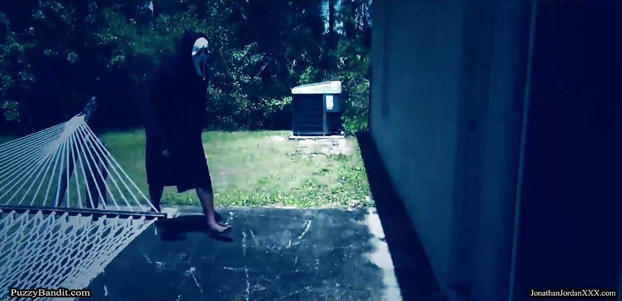 為迪克尖叫 Leilani Lei