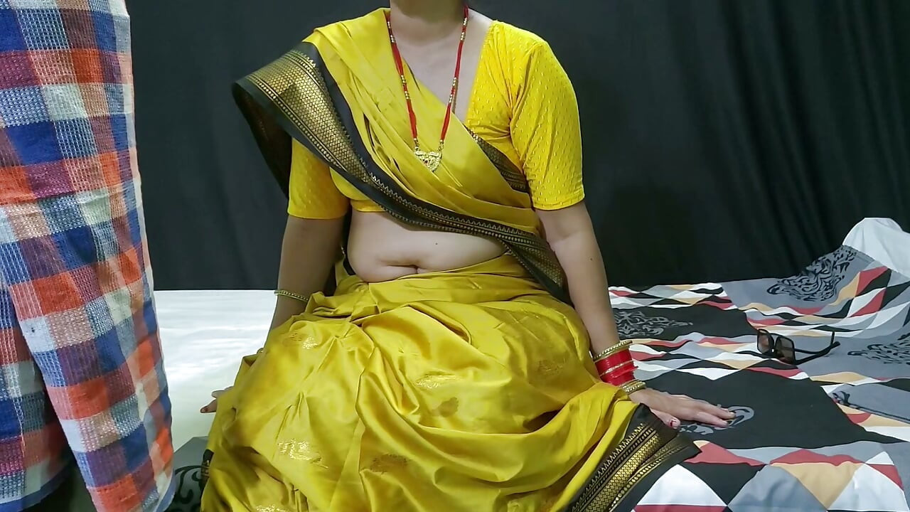First time meeting sex with wife's stepsister.Dirty hindi talk moaning and screaming