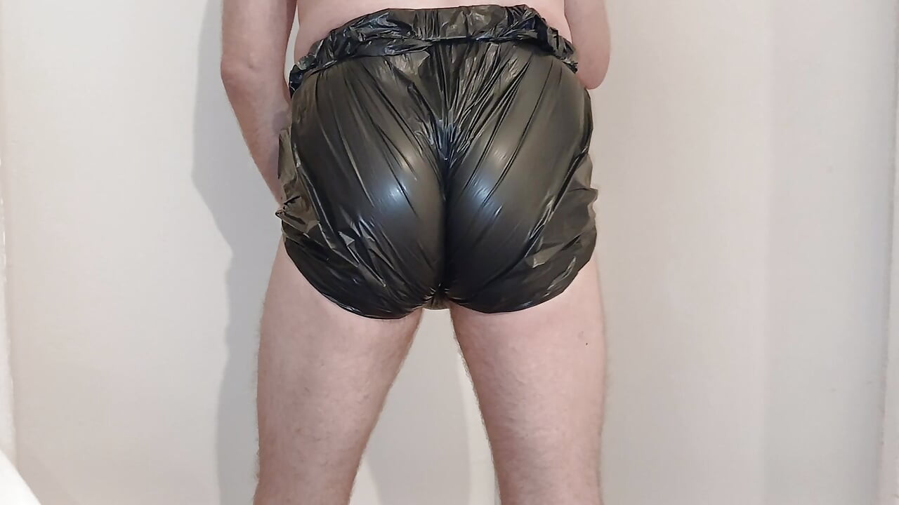 bag shorts 1