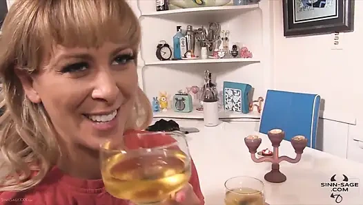 Помните, Когда С Участием Sinn Sage, Cherie Deville