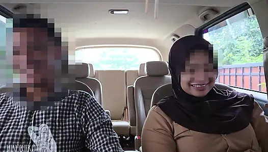 Hijab student (18+) Asks Her SugarDaddy to Buy a New Viral Cellphone - Minokiiko