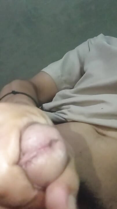 yeah, this makes my penis squirt, ahh, it's so delicious
