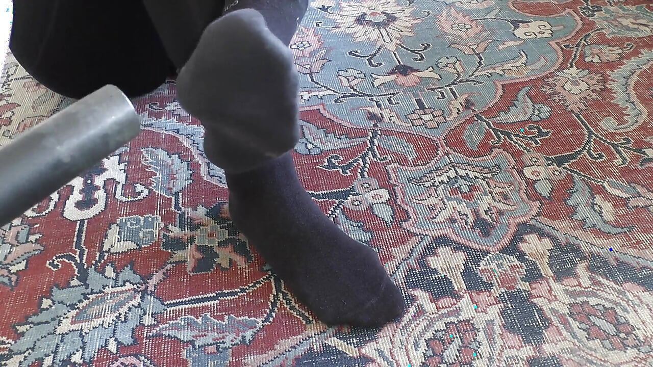 Ihr besitzer - schwarze Socken müssen gedorgt werden! Staubsauger und Erfrischen! POV, wichsanleitung, lady victoria Valente